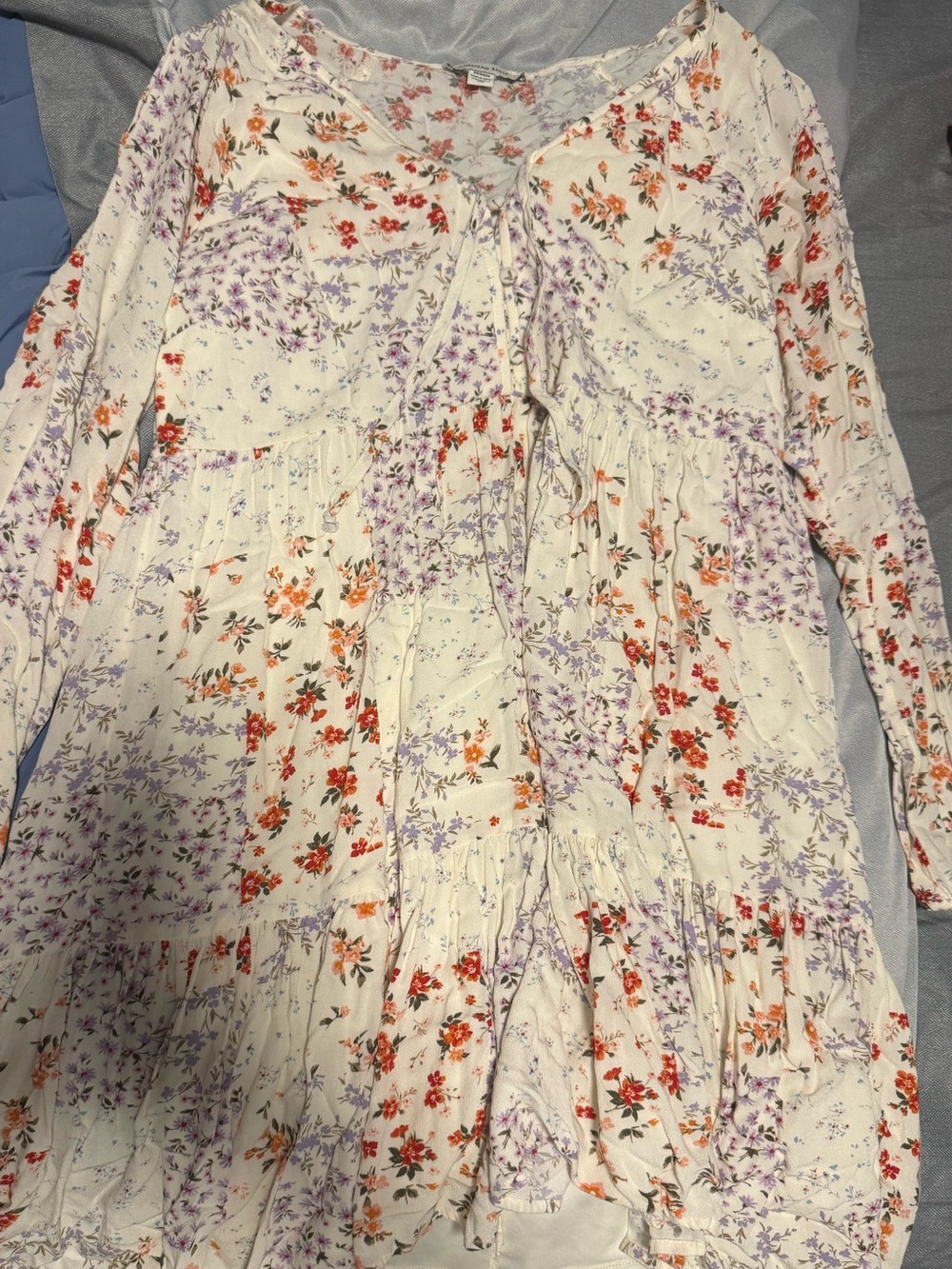 American Eagle Outfitters White Floral Tiered Long-Sleeve Dress